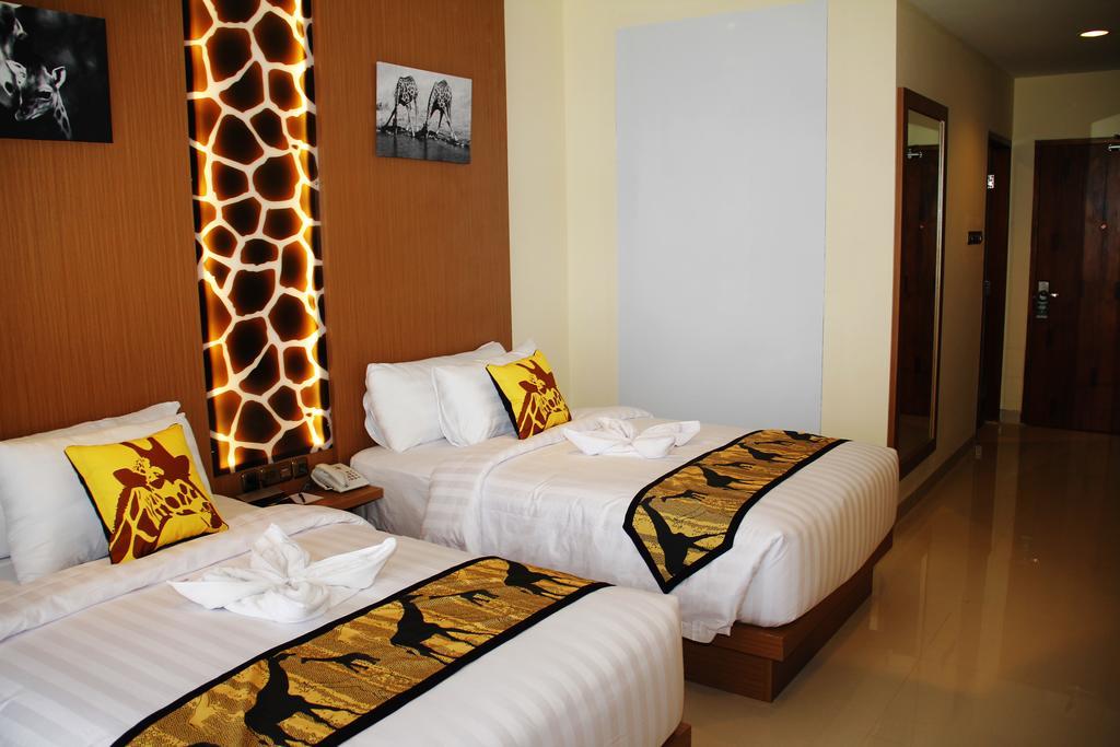 Royal Safari Garden Resort And Convention Bogor Habitación foto