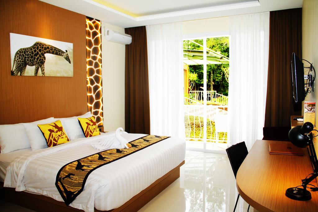 Royal Safari Garden Resort And Convention Bogor Habitación foto